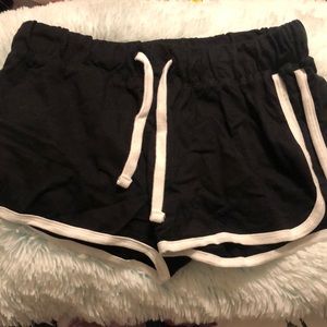 Black dolphin shorts (medium)